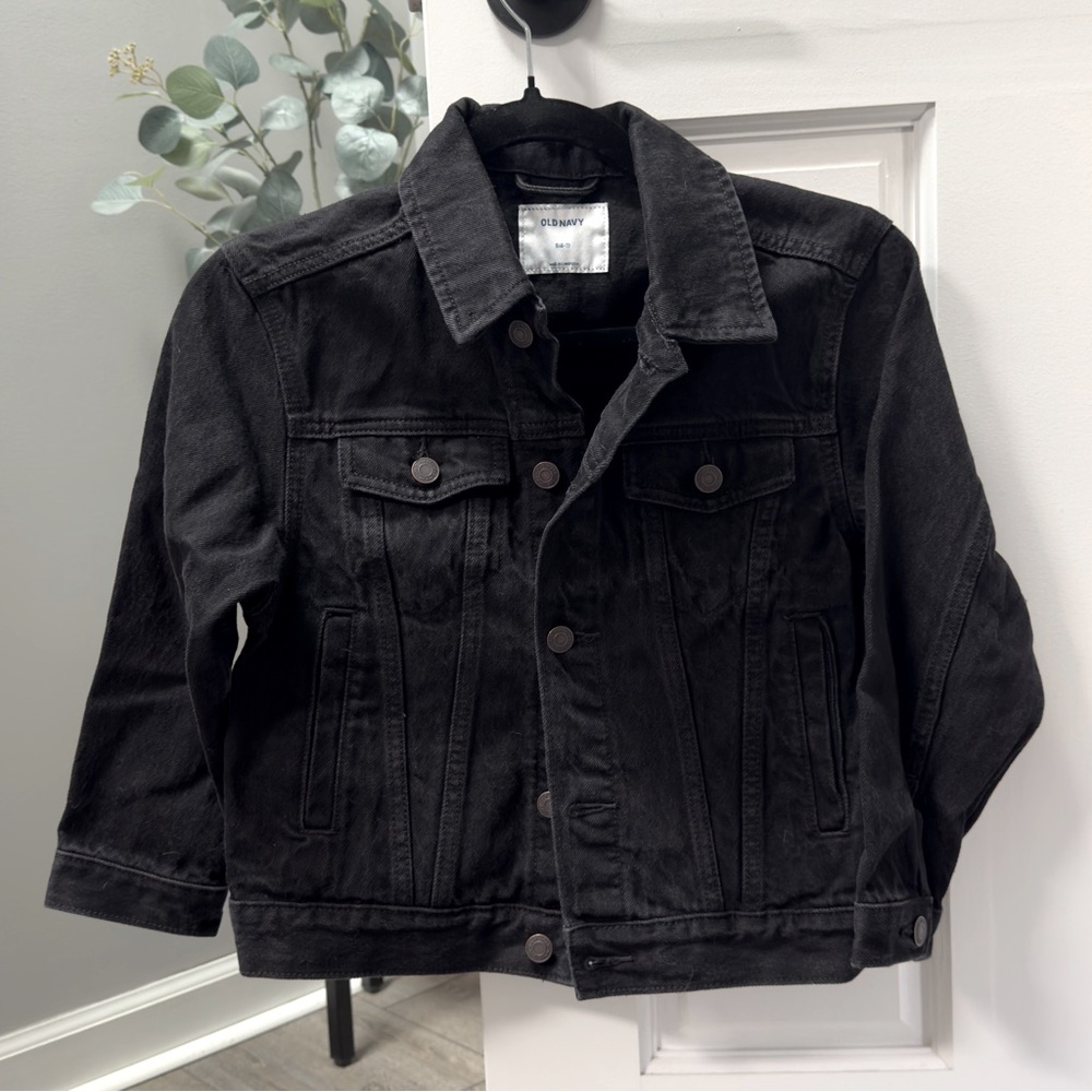 NEW OLD NAVY OVERSIZED JEAN JACKET - BLACK (S 6/7 UNISEX)